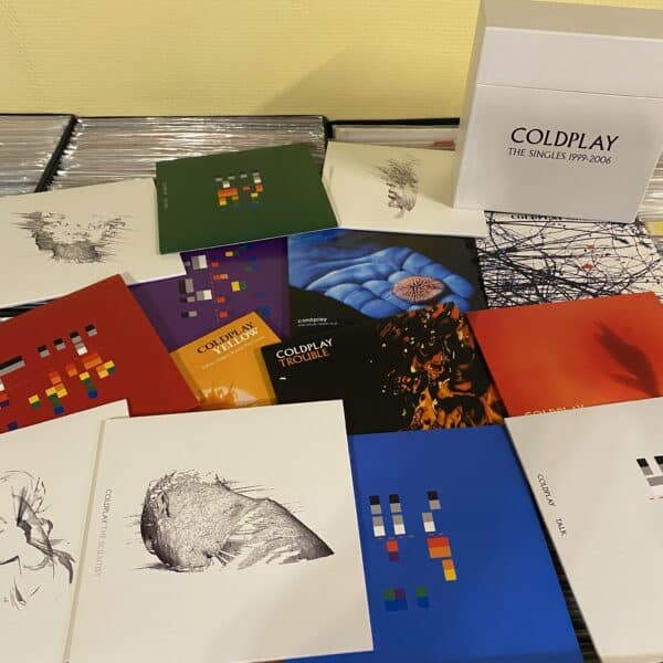 Coldplay – The Singles 1999-2006 - Image 2