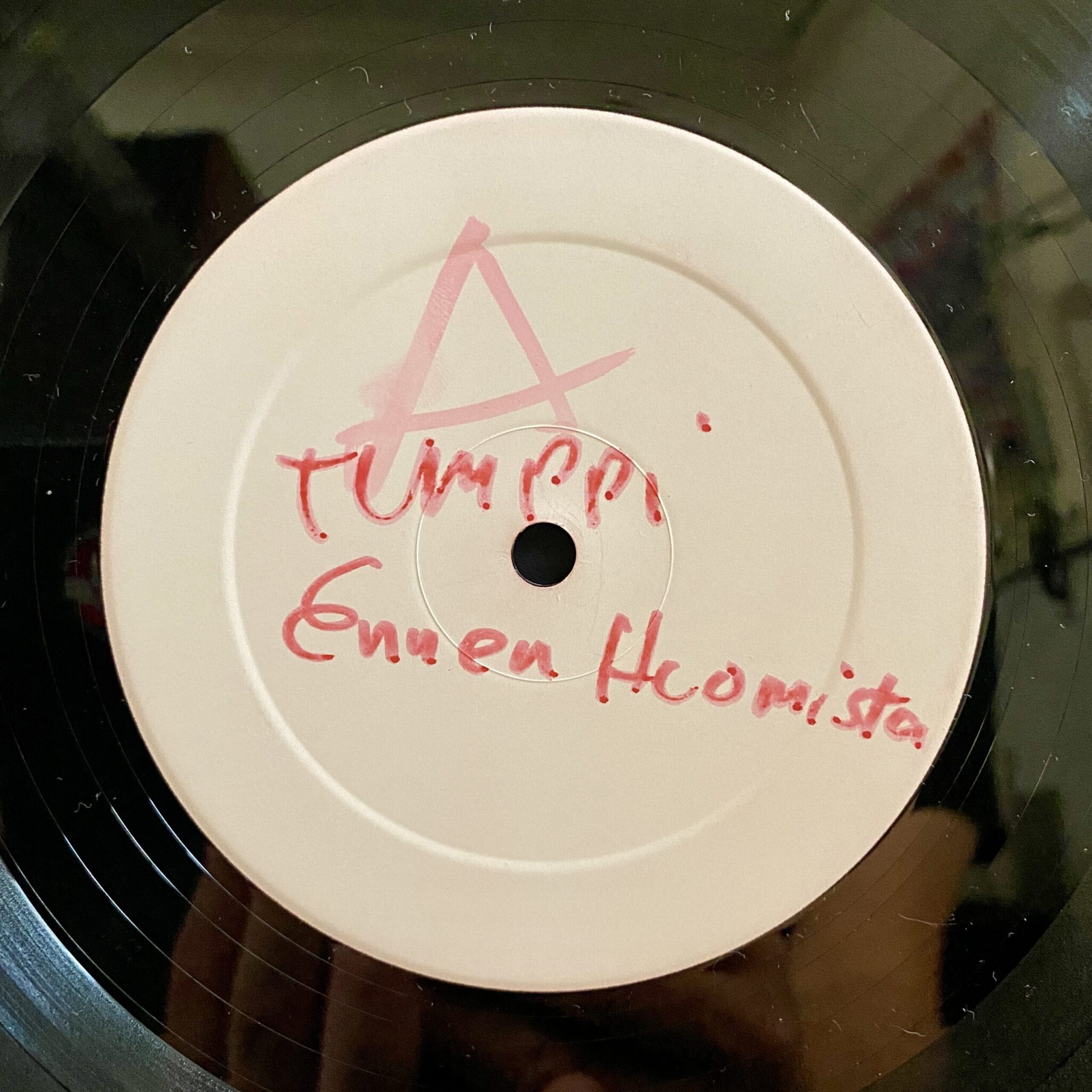 Tumppi Varonen – Ennen Huomista