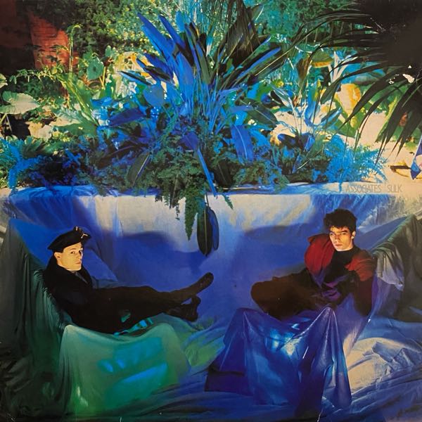 Associates – Sulk