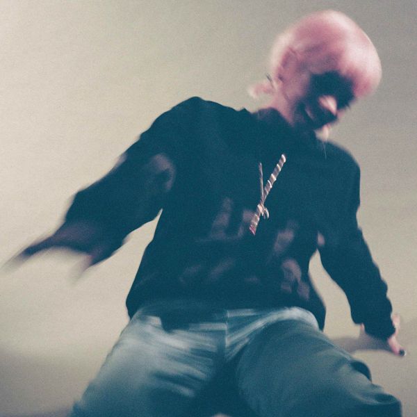 Lily Allen – No Shame