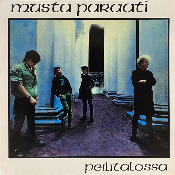 Musta Paraati – Peilitalossa
